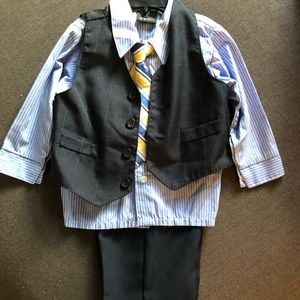 Boys 4 pc suit set